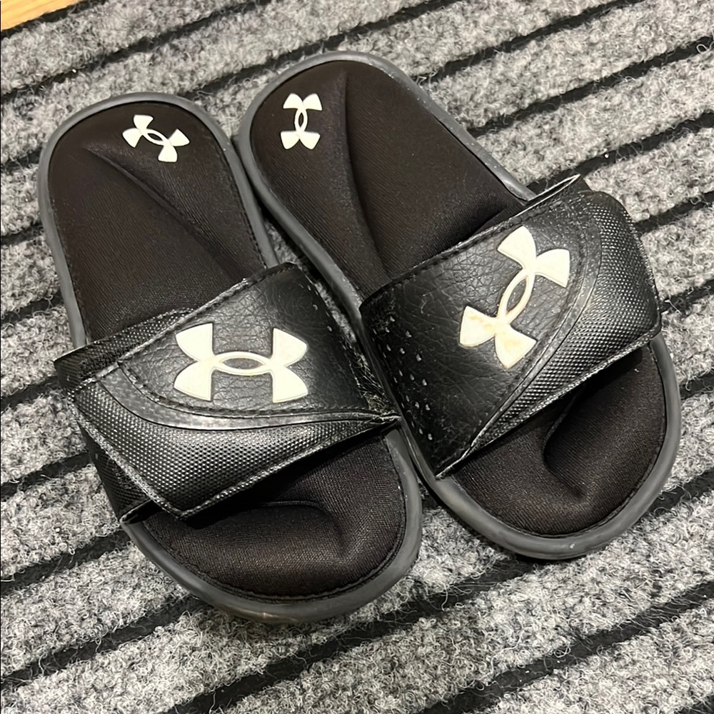 Under Armour Sandals with Padded Strap boys
